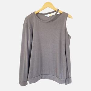 C&C California Cut Out Cold Shoulder Pullover Sweater Medium